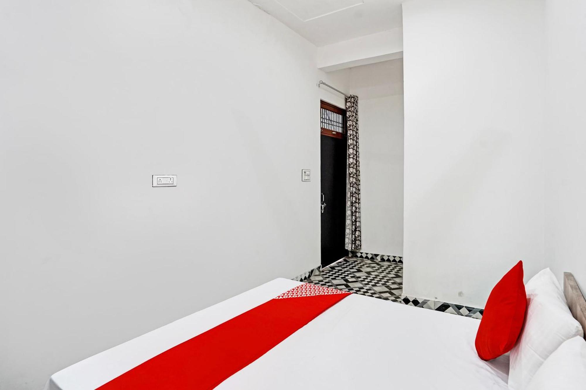 Hotel O Sparrow House Residency Bulandshahr Exterior foto