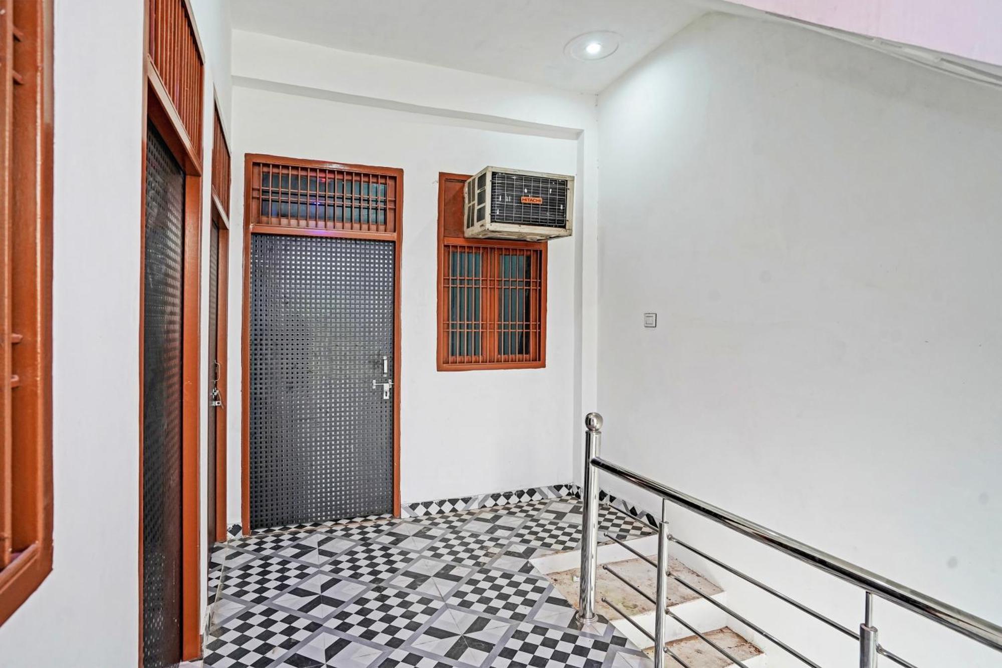 Hotel O Sparrow House Residency Bulandshahr Exterior foto